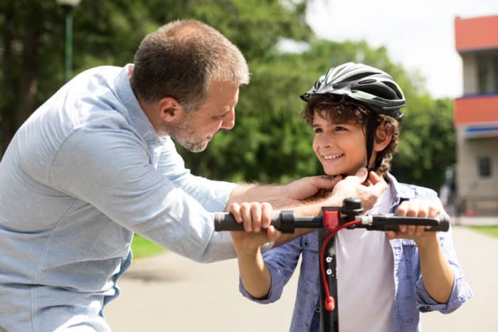 Équipements et protections pour la trottinette électrique