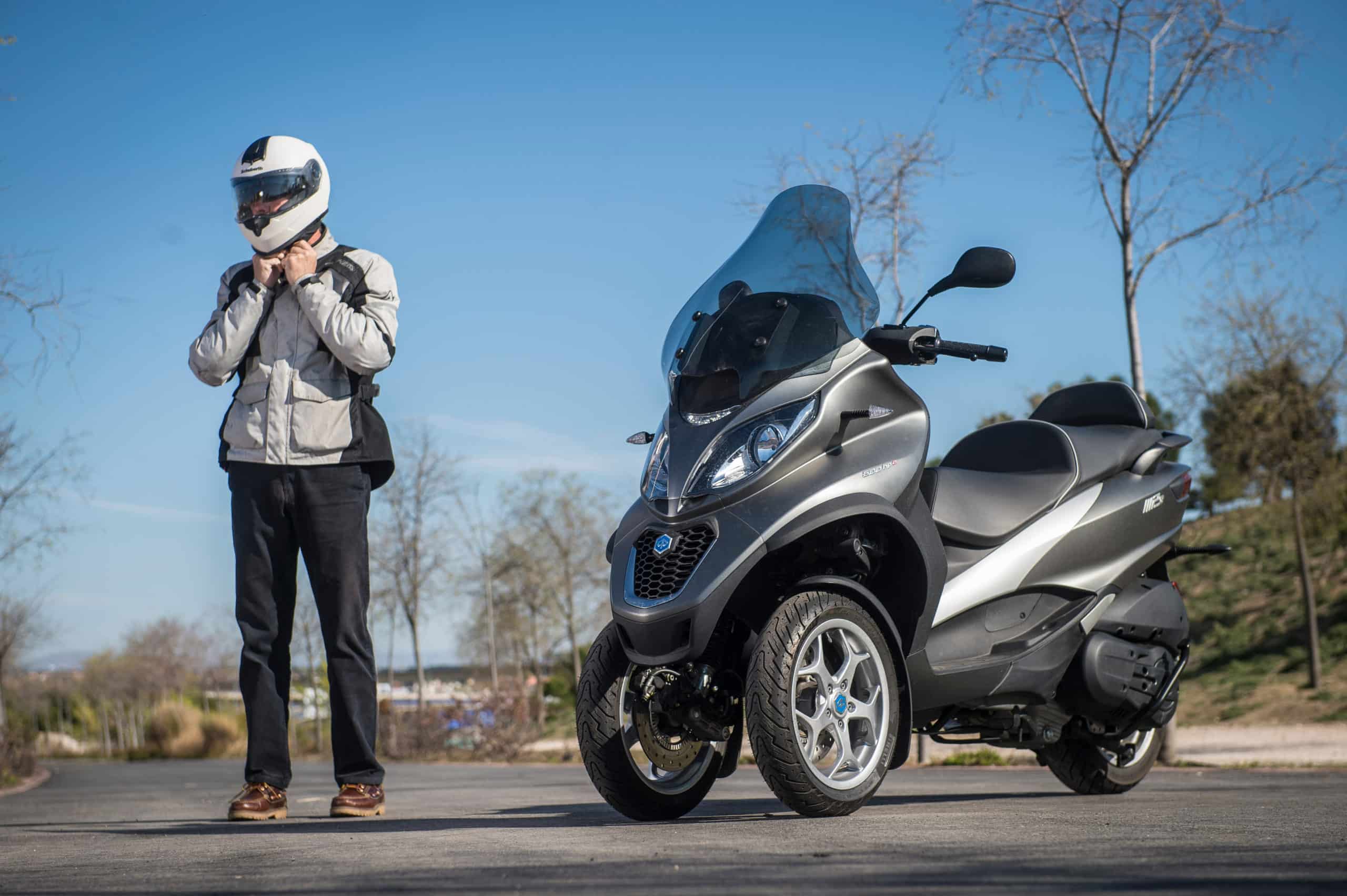 Quel permis pour un scooter 3 roues ?